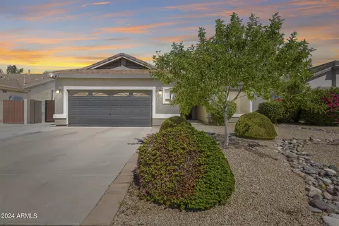 4240 E Del Rio St, Gilbert, AZ 85295