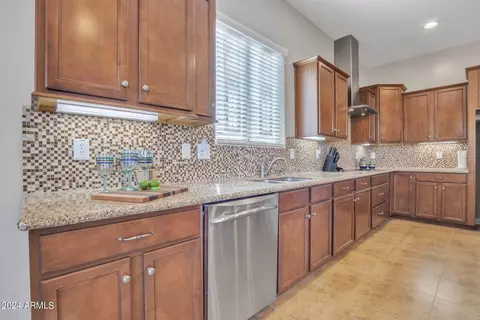 3936 Ellis St, Mesa, AZ 85205 photo 8