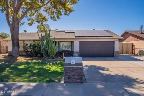 407 W Sequoia Dr, Phoenix, AZ 85027