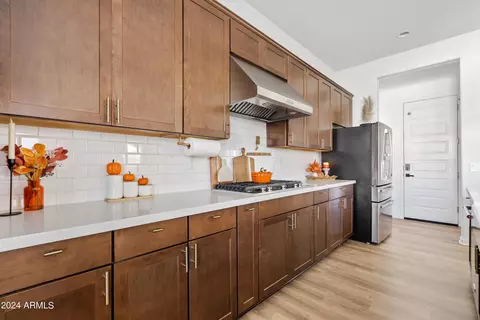 Kitchen - 10142 E Trent Ave, Mesa, AZ 85212 photo 4 of 5