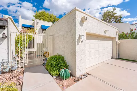 1104 E Driftwood Dr, Tempe, AZ 85283 photo 4