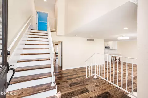 1104 E Driftwood Dr, Tempe, AZ 85283 photo 7
