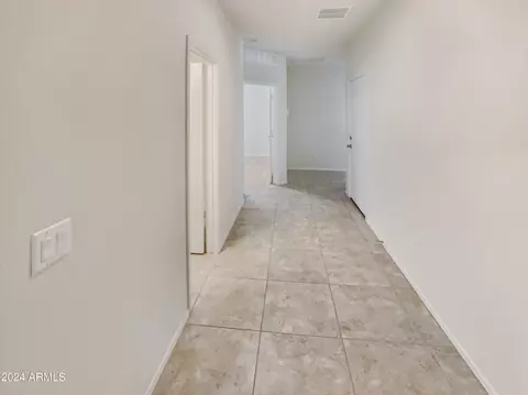 3020 S 78th Dr, Phoenix, AZ 85043 photo 8