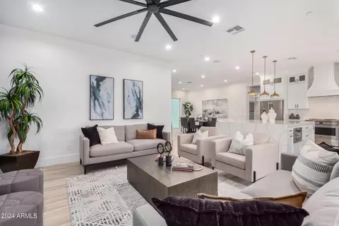 2245 E Desert Ln, Phoenix, AZ 85042 photo 44