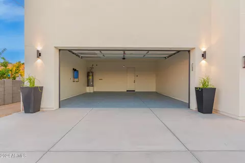 2245 E Desert Ln, Phoenix, AZ 85042 photo 28