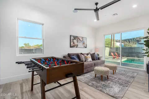 2245 E Desert Ln, Phoenix, AZ 85042 photo 25