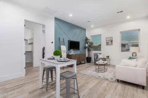 2245 E Desert Ln, Phoenix, AZ 85042 photo 48