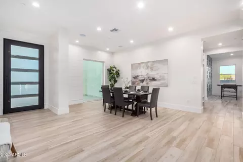 2245 E Desert Ln, Phoenix, AZ 85042 photo 45