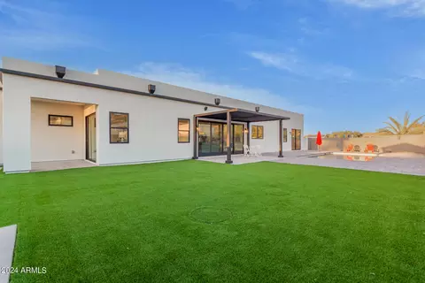 2245 E Desert Ln, Phoenix, AZ 85042 photo 62