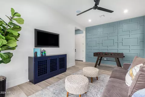 2245 E Desert Ln, Phoenix, AZ 85042 photo 26