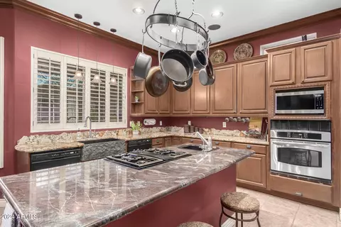 7640 E Snowdon Cir, Mesa, AZ 85207 photo 6