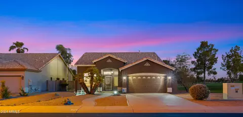 1495 E Black Diamond Dr, Gilbert, AZ 85296 photo 2