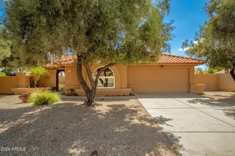 10297 E Clinton St, Scottsdale, AZ 85260
