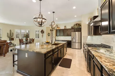 Kitchen - 10142 E Tupelo Ave, Mesa, AZ 85212 photo 2 of 6