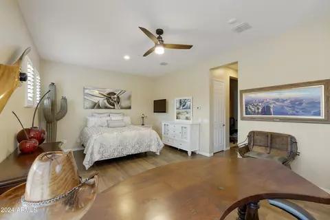 Bedroom - 10142 E Tupelo Ave, Mesa, AZ 85212 photo 5 of 6