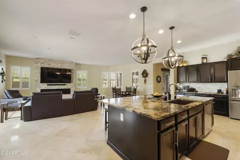 Kitchen - 10142 E Tupelo Ave, Mesa, AZ 85212 photo 6 of 6