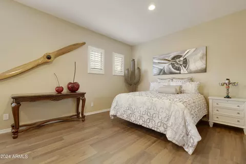 Bedroom - 10142 E Tupelo Ave, Mesa, AZ 85212 photo 3 of 6