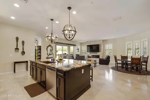 Kitchen - 10142 E Tupelo Ave, Mesa, AZ 85212 photo 3 of 6