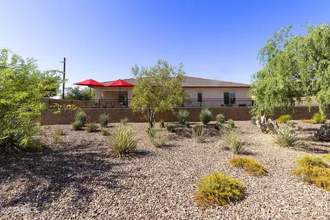 Exterior - 10142 E Tupelo Ave, Mesa, AZ 85212 photo 8 of 14