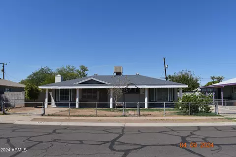 2620 N 40th Dr, Phoenix, AZ 85009