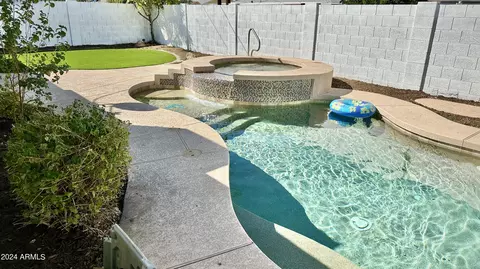 2240 E Roma Ave, Phoenix, AZ 85016 photo 8