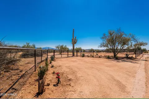 31041 N 160th St #B, Scottsdale, AZ 85262