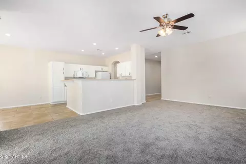 16433 S 17th Dr, Phoenix, AZ 85045 photo 2