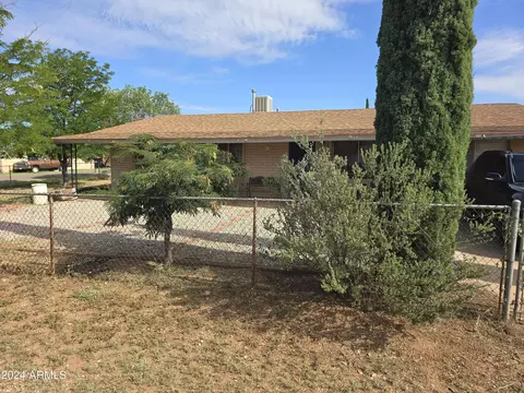 1614 N Fairway View Rd, Bisbee, AZ 85603