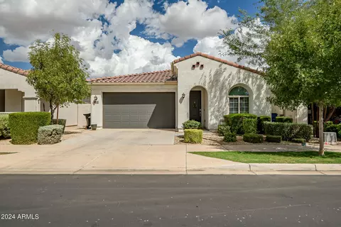9632 E Twinkle Cir, Mesa, AZ 85212