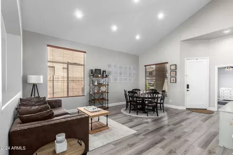 6534 W Tether Trl, Phoenix, AZ 85083 photo 9