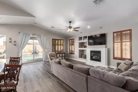 6534 W Tether Trl, Phoenix, AZ 85083 photo 6