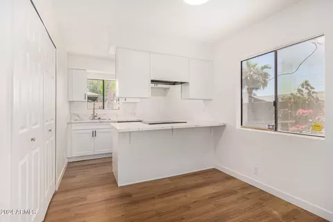 286 W Palomino Dr #33, Chandler, AZ 85225