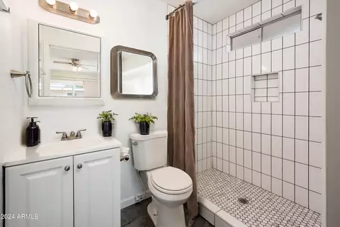 2514 N Mitchell St, Phoenix, AZ 85006 photo 8