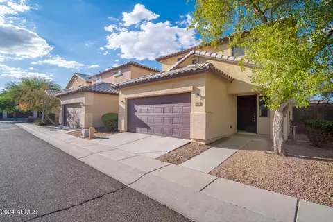 10225 W Camelback Rd #37, Phoenix, AZ 85037