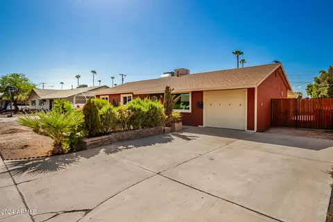 3719 W Loma Ln, Phoenix, AZ 85051