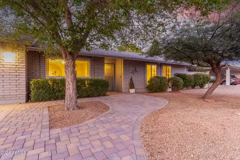 218 E Voltaire Ave, Phoenix, AZ 85022 photo 3