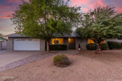 218 E Voltaire Ave, Phoenix, AZ 85022