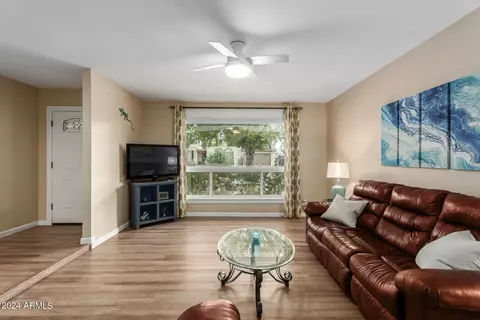 218 E Voltaire Ave, Phoenix, AZ 85022 photo 5