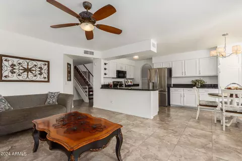 4173 E Cholla Canyon Dr, Phoenix, AZ 85044 photo 7