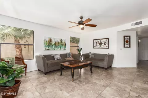 4173 E Cholla Canyon Dr, Phoenix, AZ 85044 photo 6