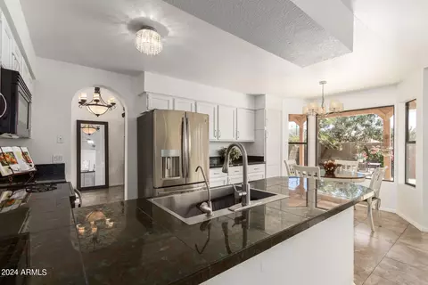 4173 E Cholla Canyon Dr, Phoenix, AZ 85044 photo 9