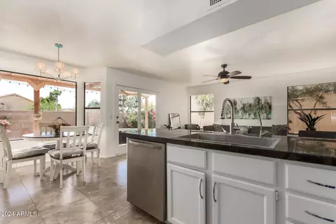 4173 E Cholla Canyon Dr, Phoenix, AZ 85044 photo 12