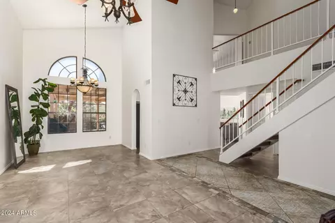 4173 E Cholla Canyon Dr, Phoenix, AZ 85044 photo 2