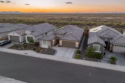 20320 N Wagner Wash Dr, Buckeye, AZ 85396