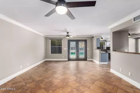 9406 S 43rd Pl, Phoenix, AZ 85044 photo 6