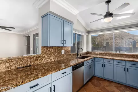 9406 S 43rd Pl, Phoenix, AZ 85044 photo 12