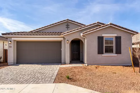 8320 N 54th Ln, Glendale, AZ 85302