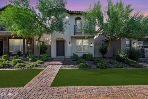 12289 W Essig Way, Peoria, AZ 85383