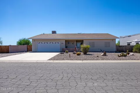8183 W Raven Dr, Arizona City, AZ 85123
