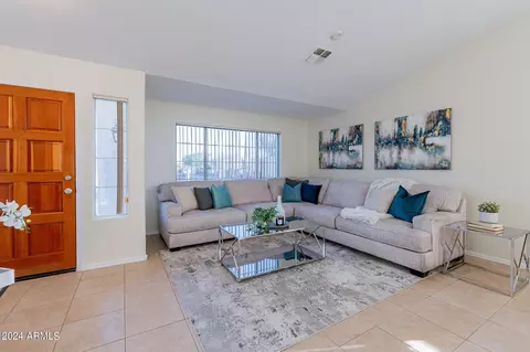 4140 E White Aster St, Phoenix, AZ 85044 photo 5